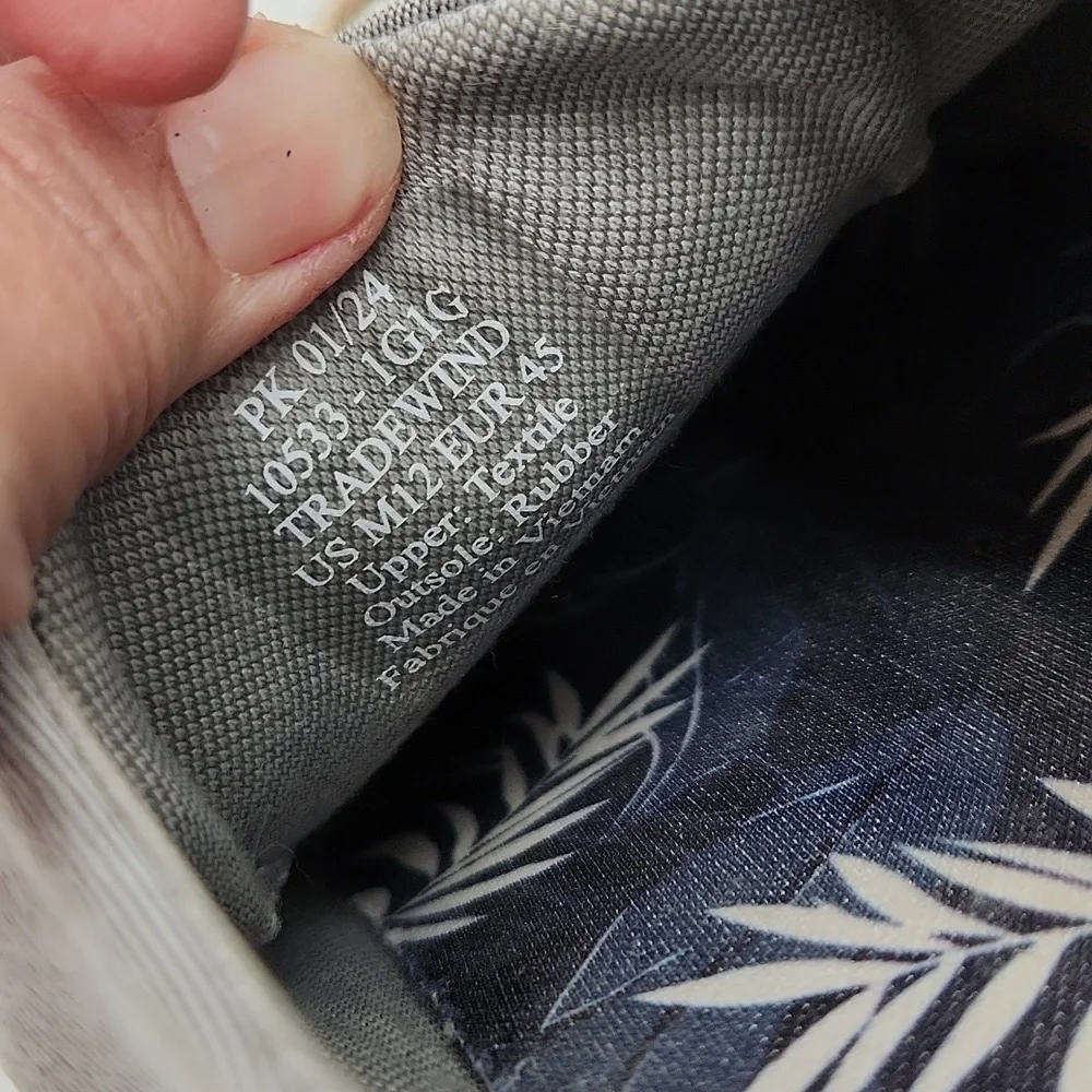Olukai Tradewind Sneakers Slip‎ Ons in Cooler Gray